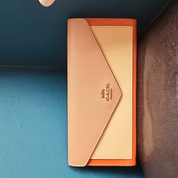 Coach two tone long wallet - Picture 1 of 10